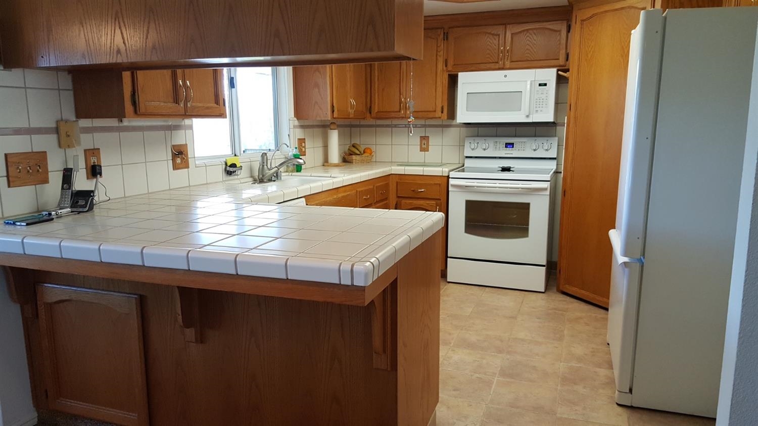 28030 Twin Ponds Road Clovis, CA 93619 - Photo 8 of 10