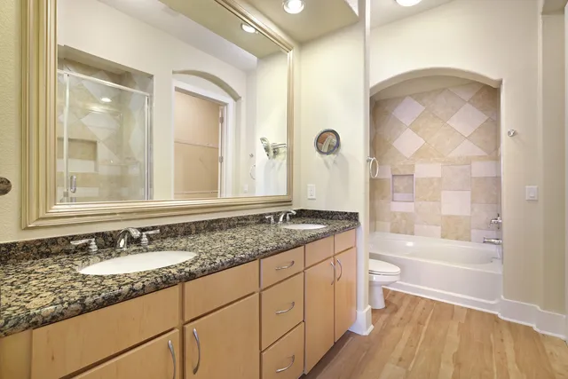 $448,900 | 2600 Hillsboro Pike, Unit 204, Nashville, TN 37212