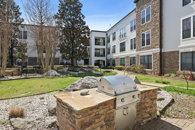$448,900 | 2600 Hillsboro Pike, Unit 204, Nashville, TN 37212