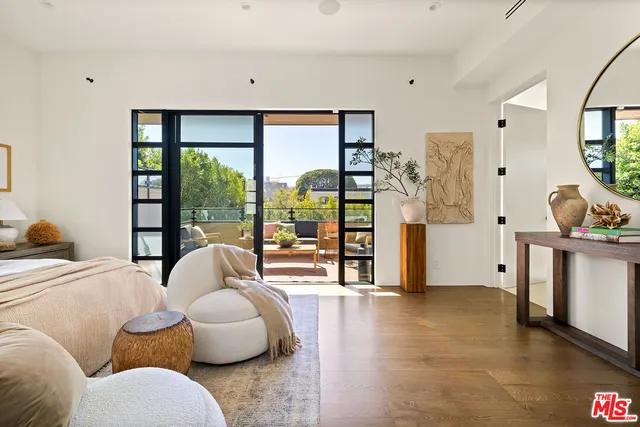 $5,750,000 | 8732 Rangely Avenue, West Hollywood, CA 90048