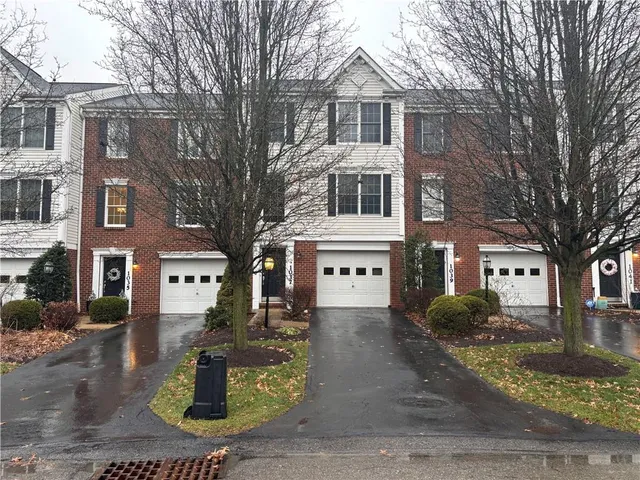 $1,900 | 1037 Bayberry Drive, Canonsburg, PA 15317