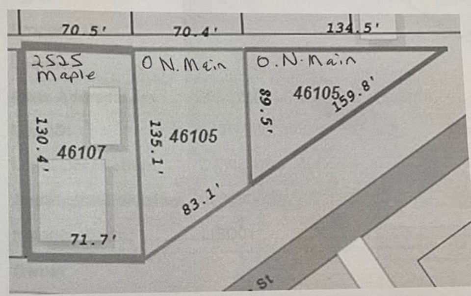 0 North Main Liberty, TX 77575 - Photo 9 of 18 a close up of a sign