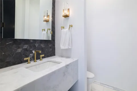 $5,250,000 | 2701 Toro Canyon Road, Unit B, Austin, TX 78746