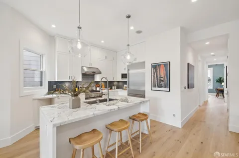 $1,995,000 | 3660 18th Street, San Francisco, CA 94110