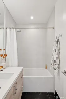 $1,995,000 | 3660 18th Street, San Francisco, CA 94110