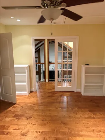 a view of a livingroom with a fireplace
