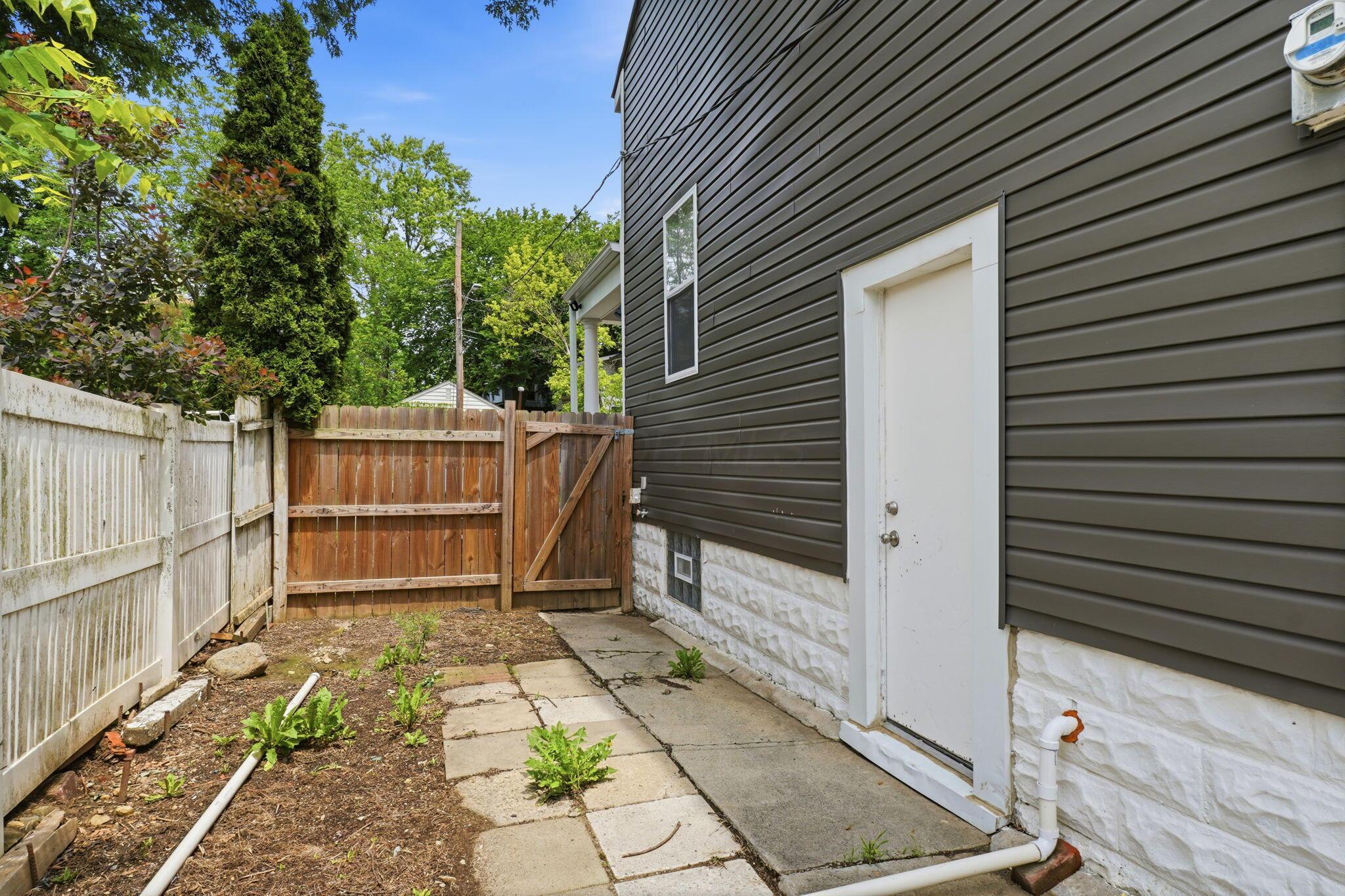 2525 Ridge Avenue Columbus, OH 43204 - Photo 46 of 67 46-web-or-mls-2525-ridge-ave