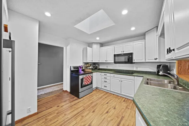 $255,000 | 1127 South Brown Street, Jackson, MI 49203