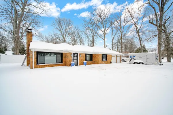 $247,500 | 1127 South Brown Street, Jackson, MI 49203
