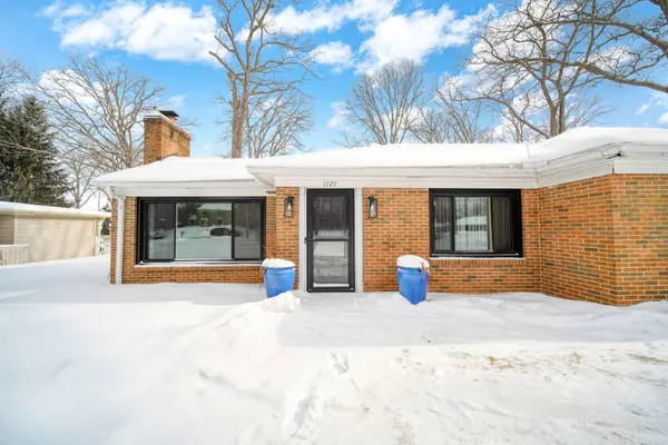 $247,500 | 1127 South Brown Street, Jackson, MI 49203