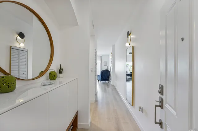 $6,000 | 1931 Northeast 2nd Street, Unit 301, Deerfield Beach, FL 33441