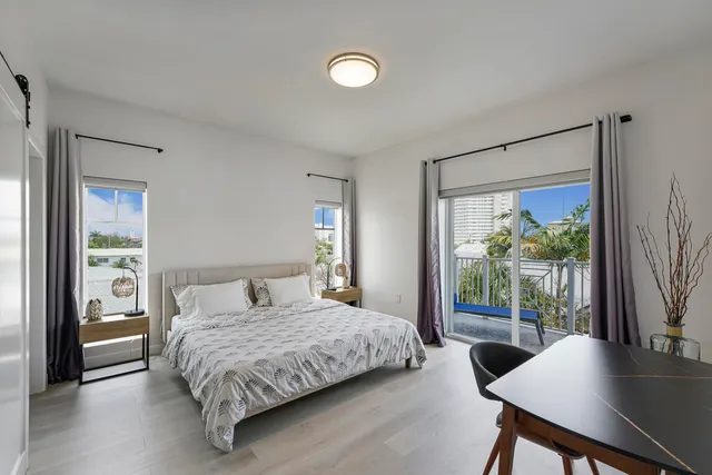 $6,000 | 1931 Northeast 2nd Street, Unit 301, Deerfield Beach, FL 33441