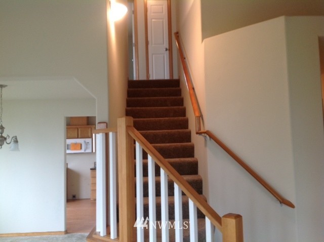 5100 Northeast 10th Place Renton, WA 98059 - Photo 8 of 8