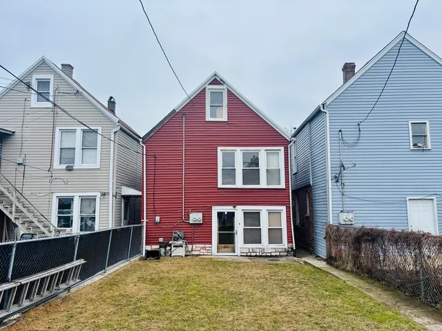 $179,000 | 2642 South Sacramento Avenue, Chicago, IL 60623