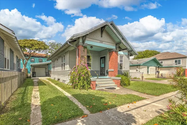 $359,000 | 2407 37th Street, Galveston, TX 77550