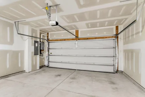 $525,000 | 141 Rowans Creek Drive, Charleston, SC 29492