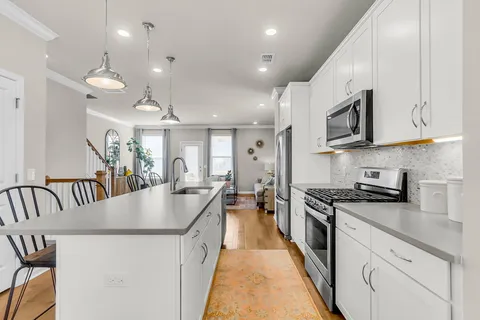 $525,000 | 141 Rowans Creek Drive, Charleston, SC 29492