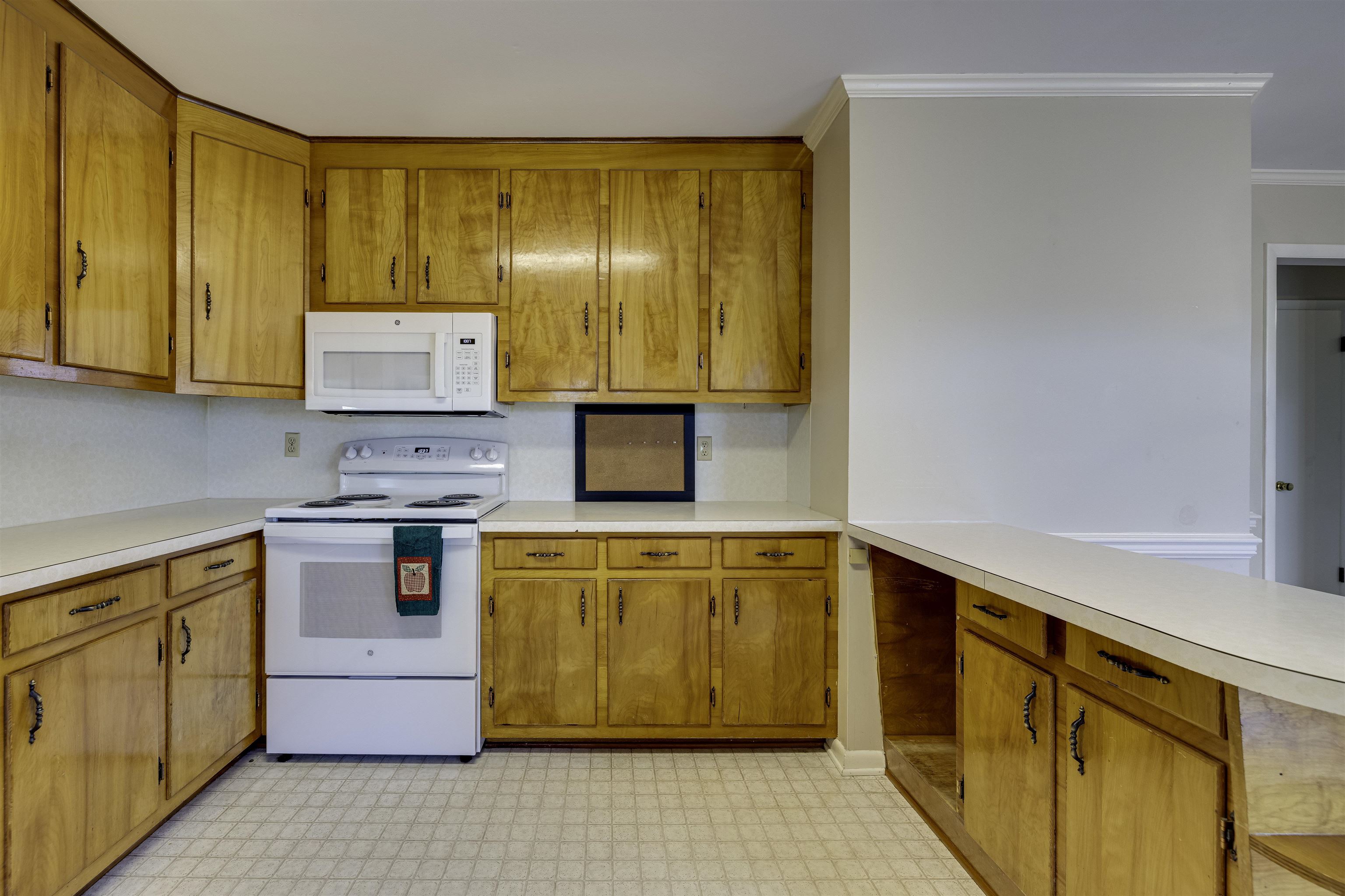 16 Greenfield Road Luray, VA 22835 - Photo 4 of 43 Gallery Image 4