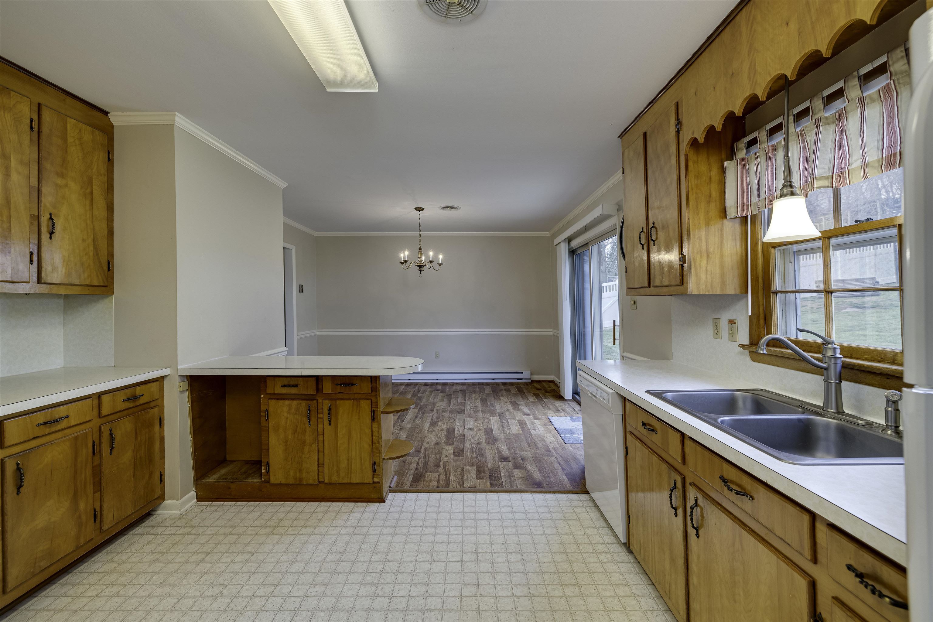 16 Greenfield Road Luray, VA 22835 - Photo 7 of 43 Gallery Image 7