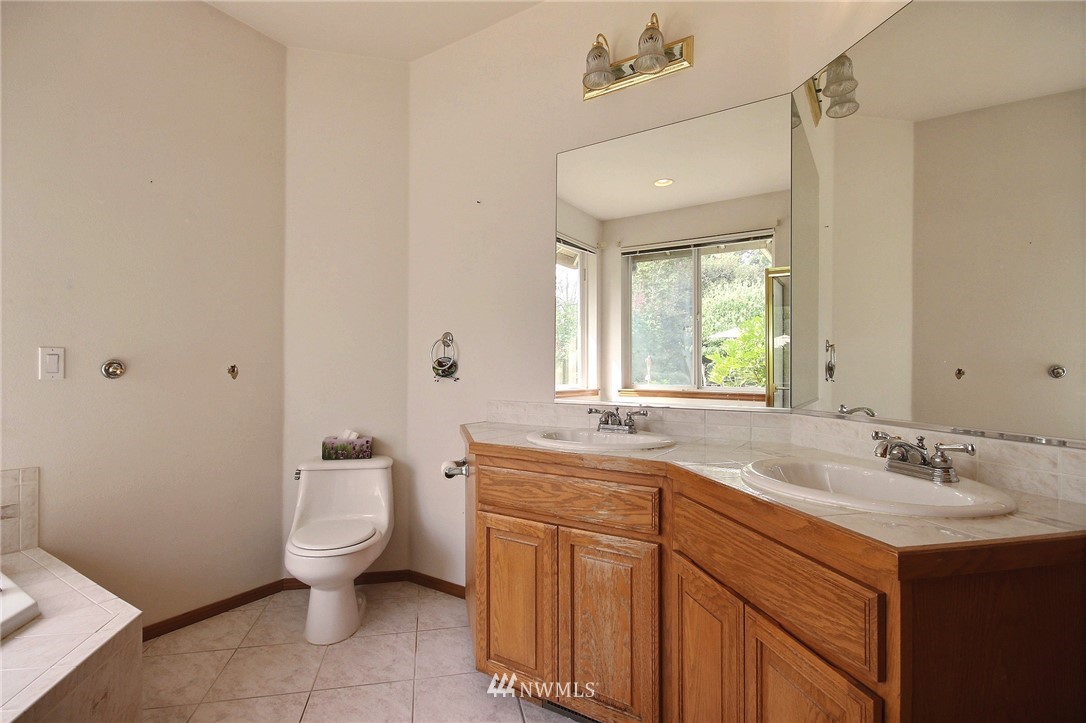 12139 Southeast 188th Street Renton, WA 98058 - Photo 16 of 25 Gallery Image 16