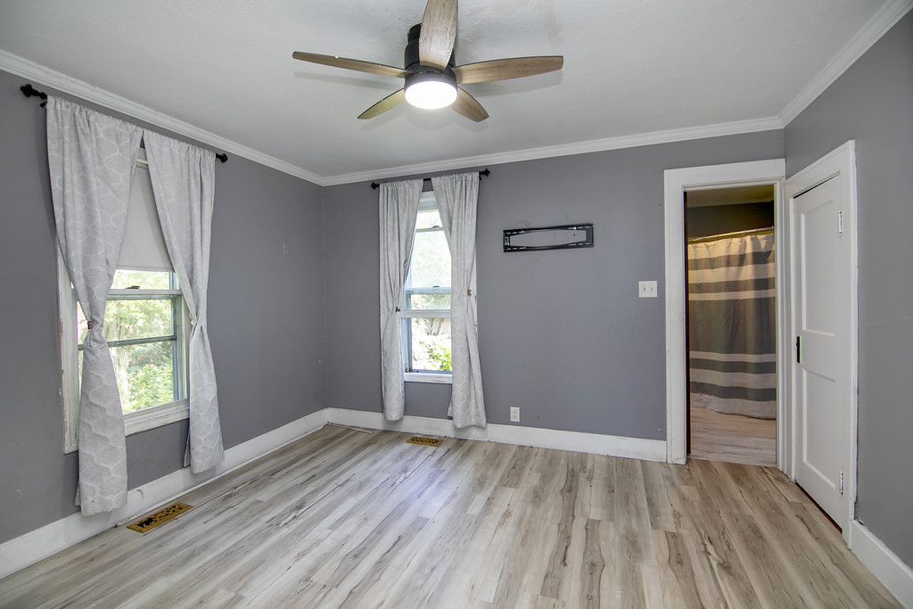 650 East 2200 North Road Danforth, IL 60930 - Photo 13 of 31