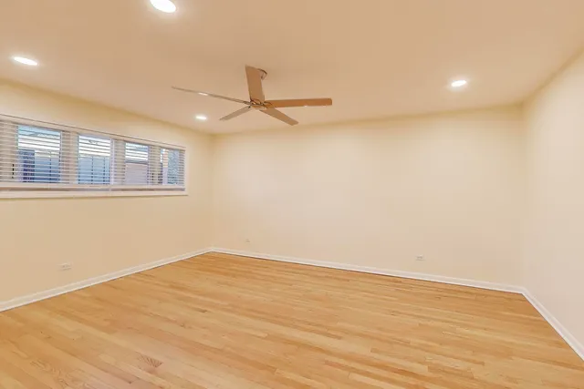 $4,950 | 475 Laurel Avenue, Unit G, Highland Park, IL 60035