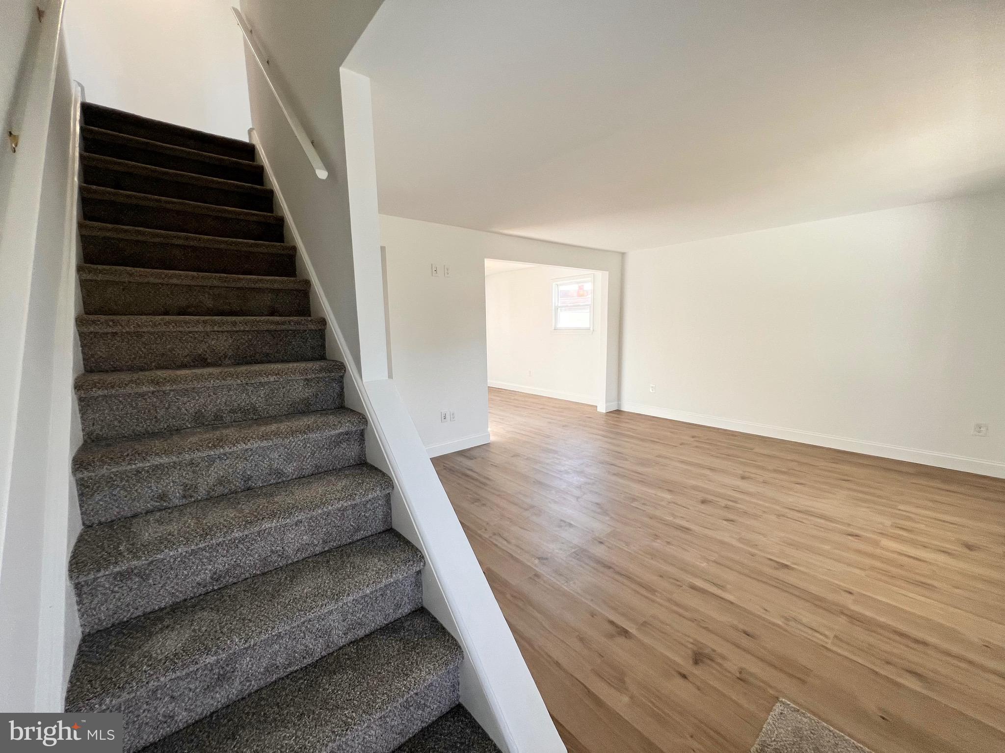 934 North Beecham Road Williamstown, NJ 08094 - Photo 3 of 26 a view of entryway