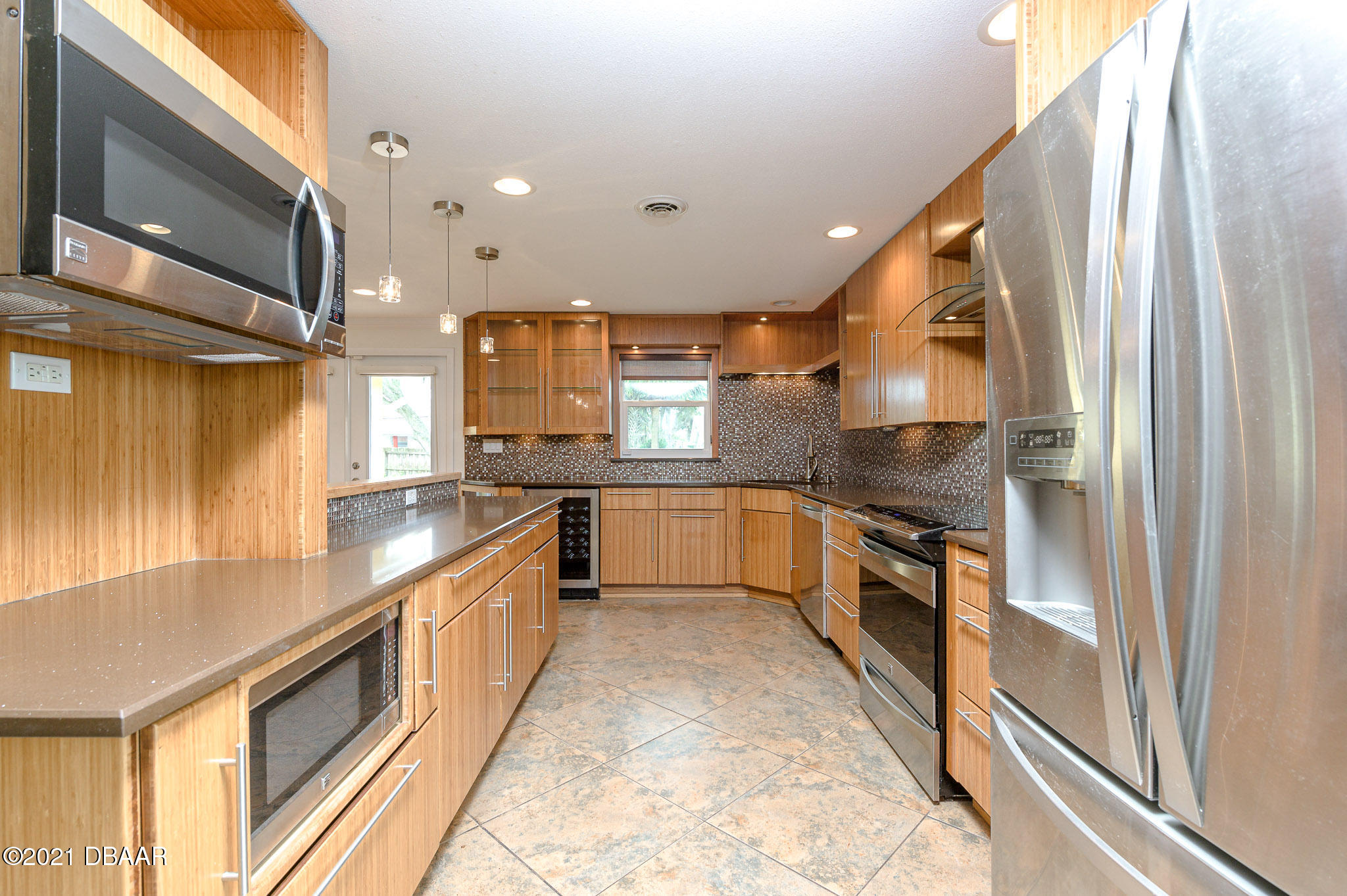 103 University Circle Ormond Beach, FL 32176 - Photo 13 of 55 Newer Appliances