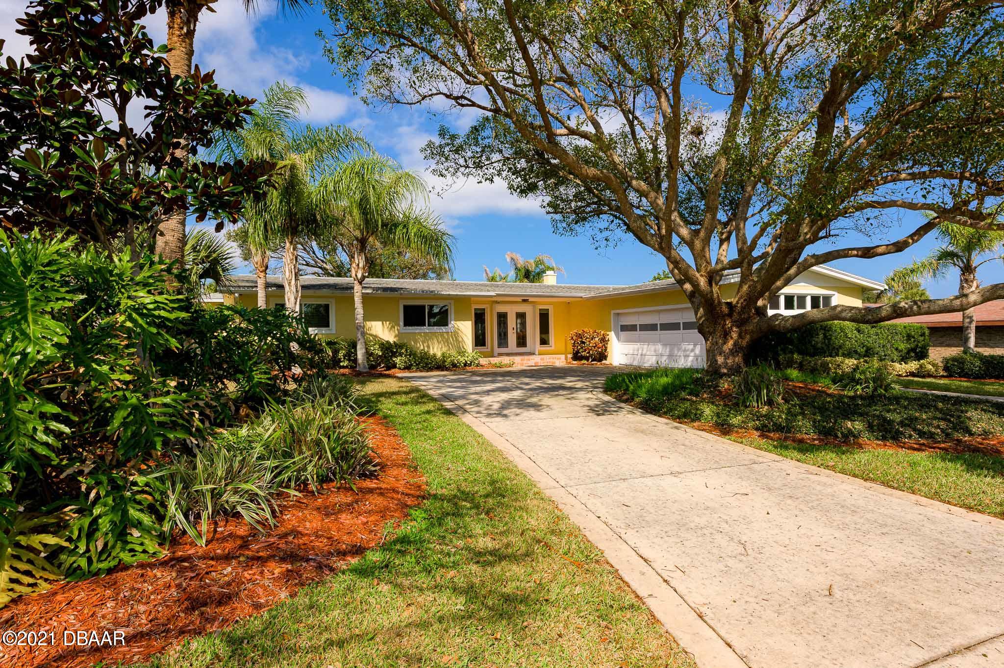 103 University Circle Ormond Beach, FL 32176 - Photo 2 of 55 hif386.com-158