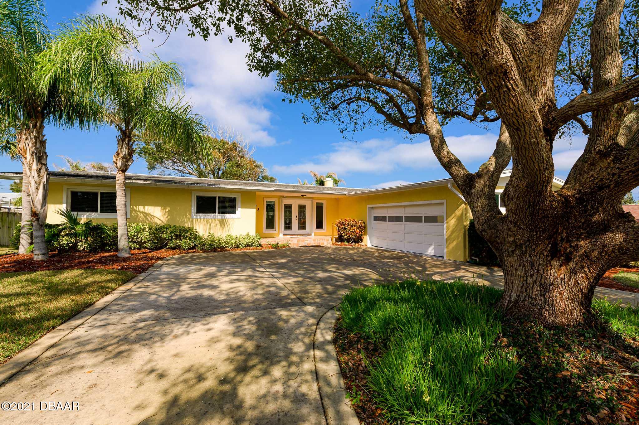 103 University Circle Ormond Beach, FL 32176 - Photo 4 of 55 hif386.com-150