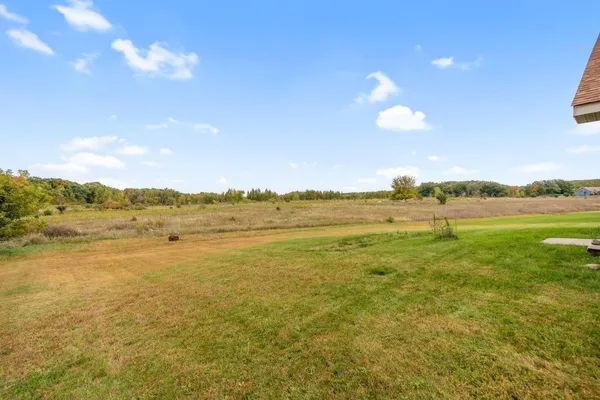 $2,250 | 722 Hilltop Lane, St. Croix Falls, WI 54024