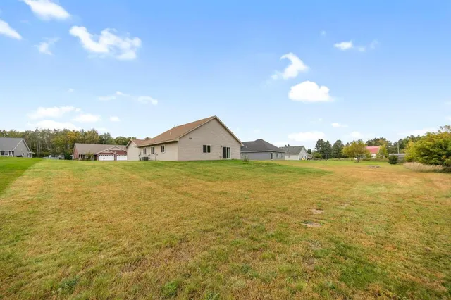$2,250 | 722 Hilltop Lane, St. Croix Falls, WI 54024