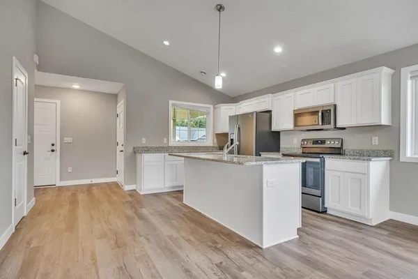 $2,250 | 722 Hilltop Lane, St. Croix Falls, WI 54024