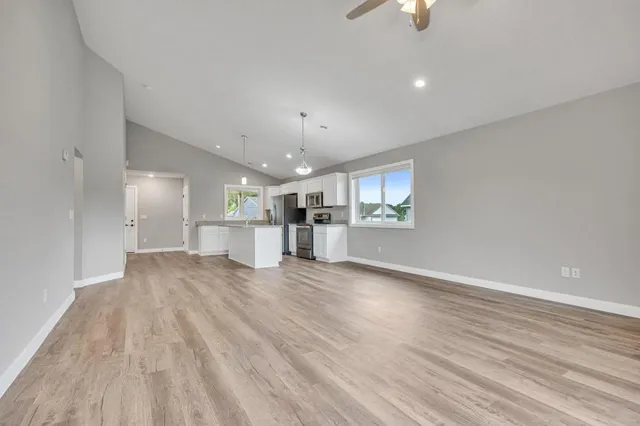 $2,250 | 722 Hilltop Lane, St. Croix Falls, WI 54024