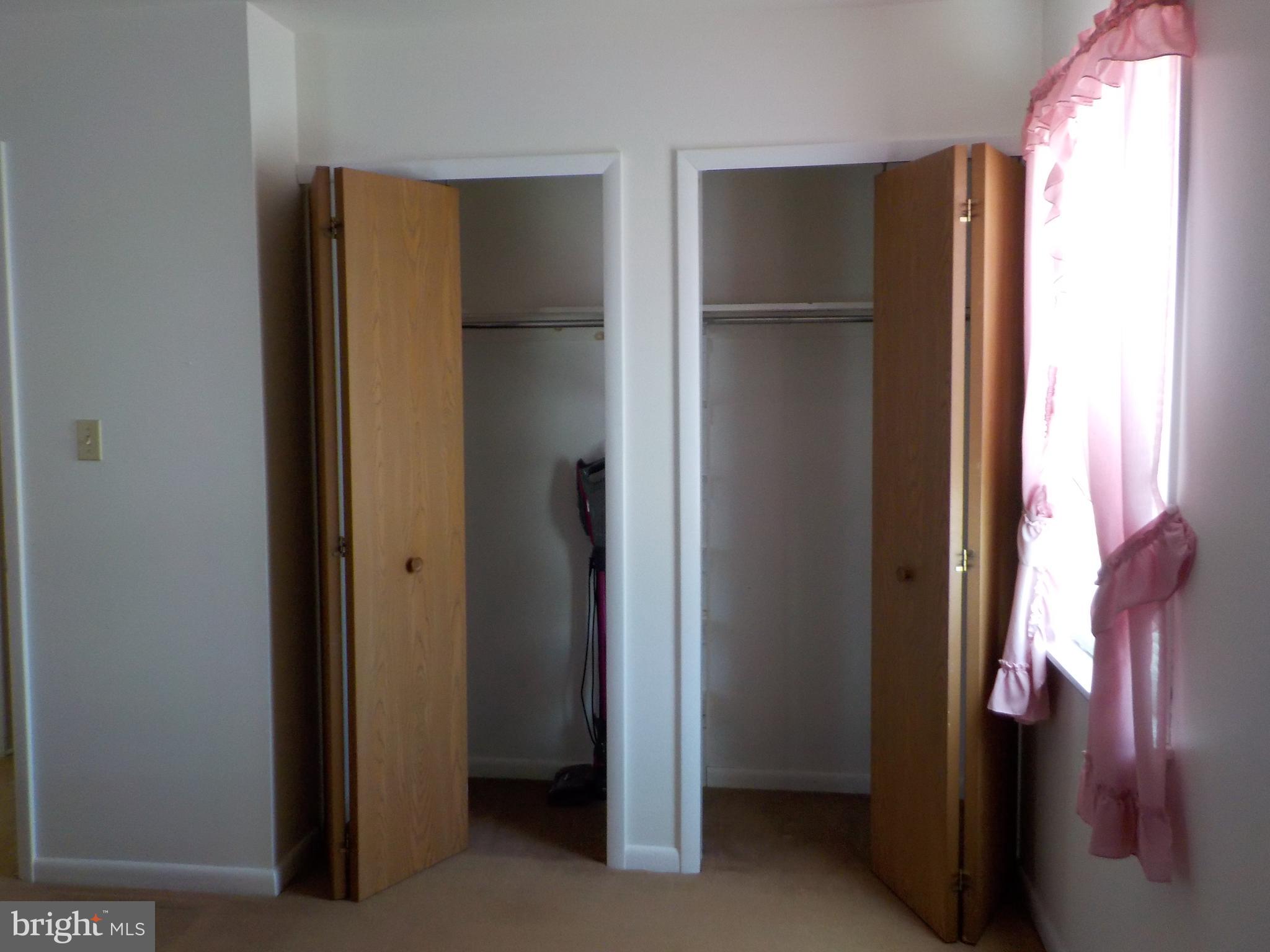 4 Justin Court Lititz, PA 17543 - Photo 7 of 14 a view of walk in closet