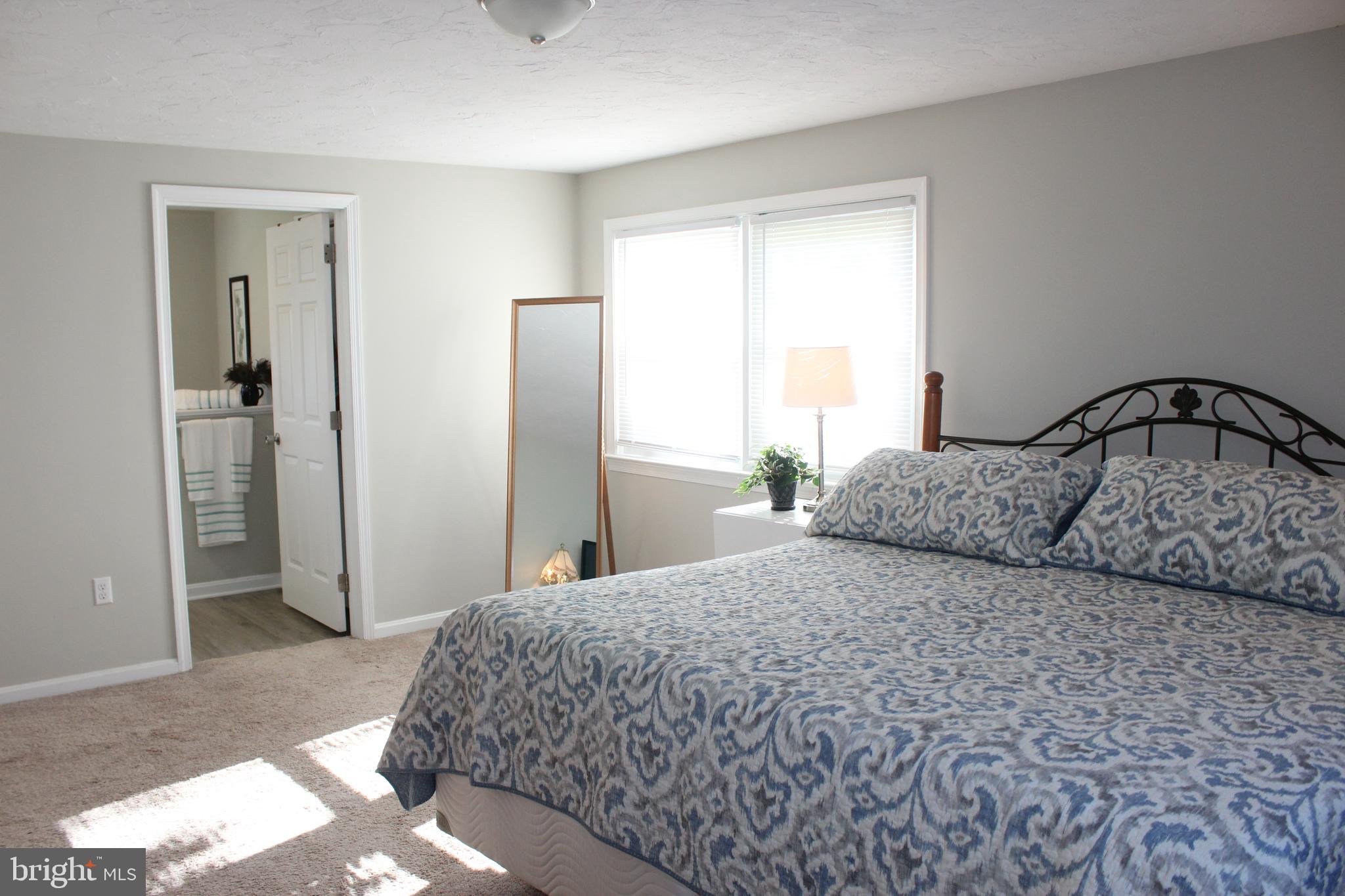 34 Green Acre Road Lititz, PA 17543 - Photo 19 of 47 Primary Bedroom