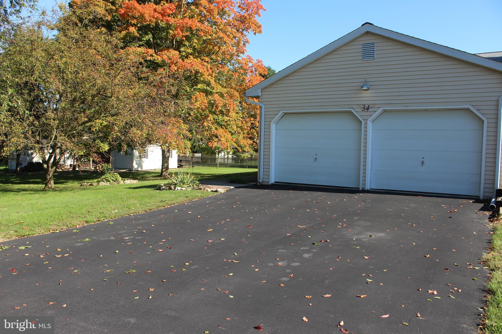 34 Green Acre Road Lititz, PA 17543 - Photo 39 of 47 Garage