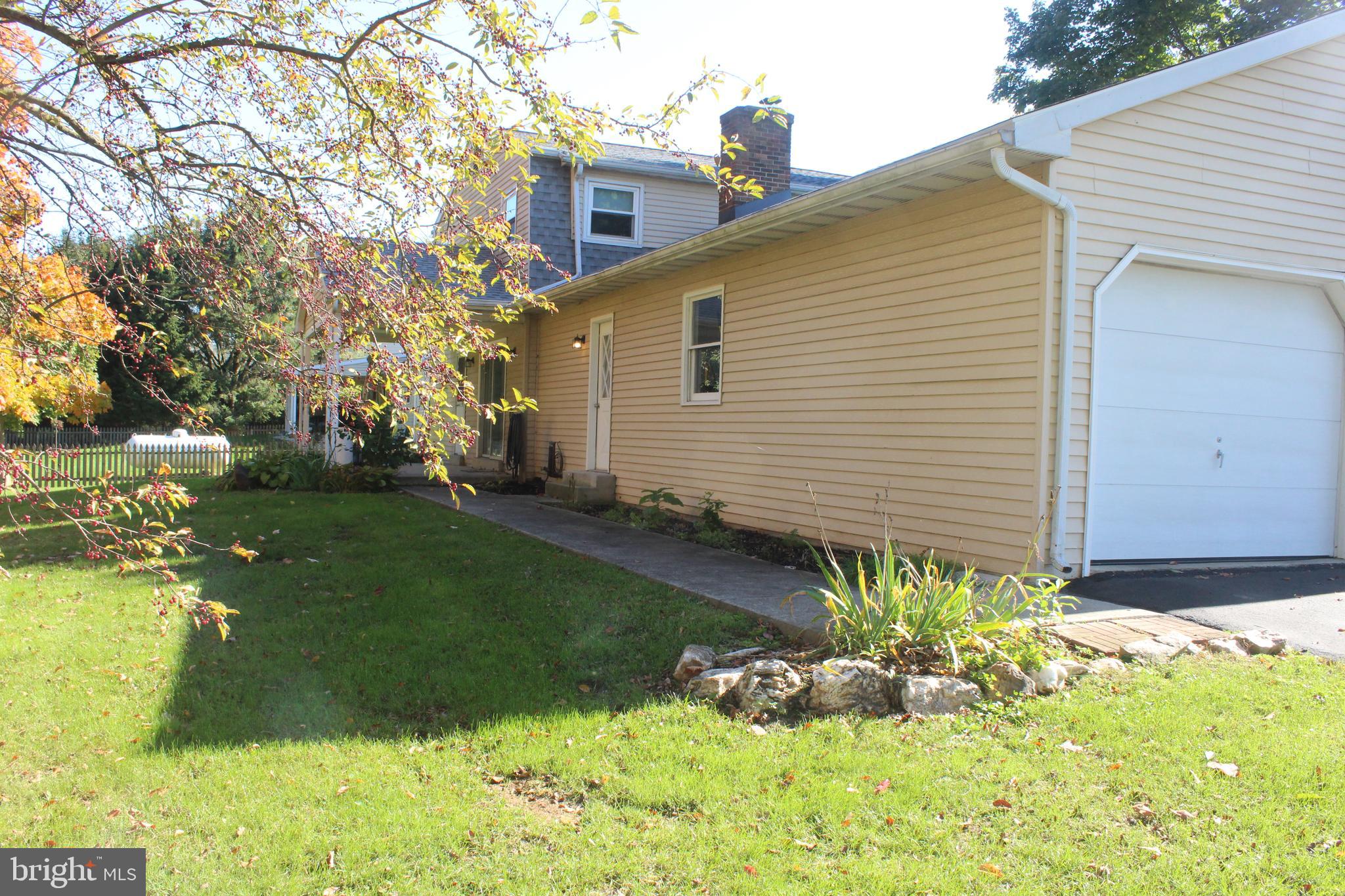 34 Green Acre Road Lititz, PA 17543 - Photo 40 of 47 Rear