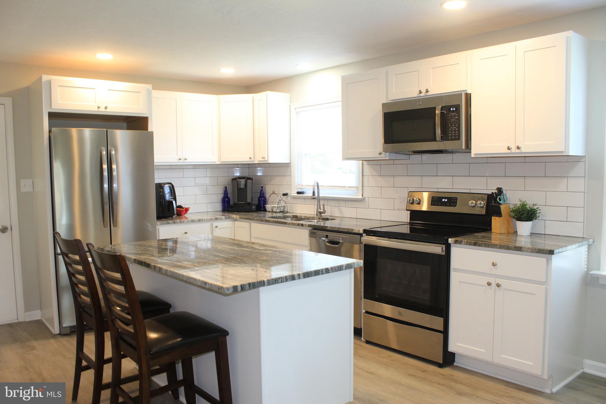 34 Green Acre Road Lititz, PA 17543 - Photo 8 of 47 Kitchen