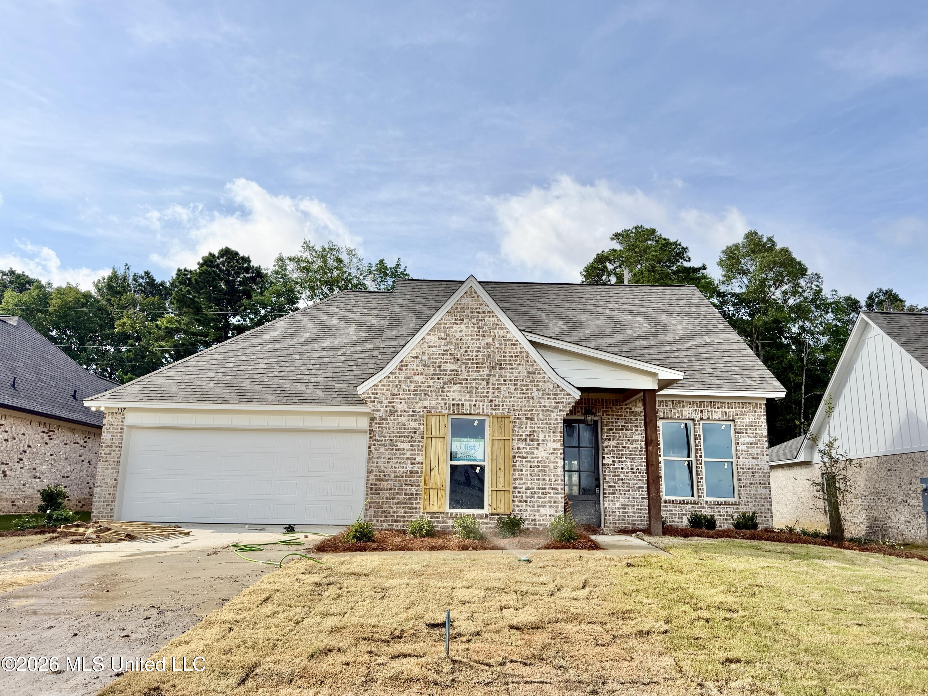 137 Bronson Bend Flowood, MS 39232 - Photo 1 of 31 IMG_4945