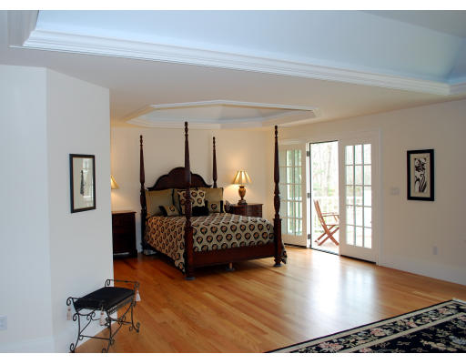 11 Suzanne Road Lexington, MA 02420 - Photo 22 of 27