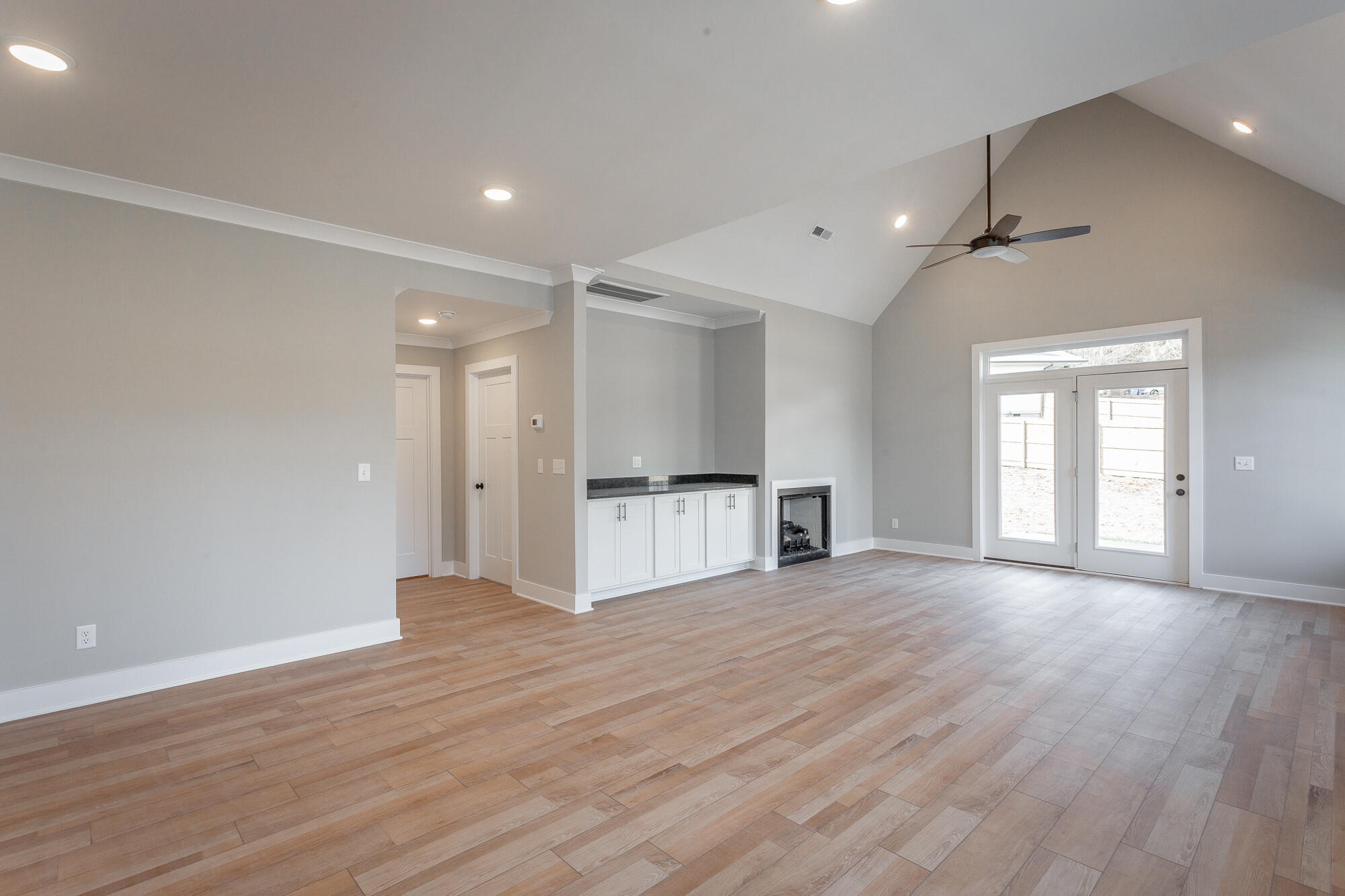 1163 Lullwater Road Chattanooga, TN 37405 - Photo 9 of 51 1163 Lullwater Rd. HD-14