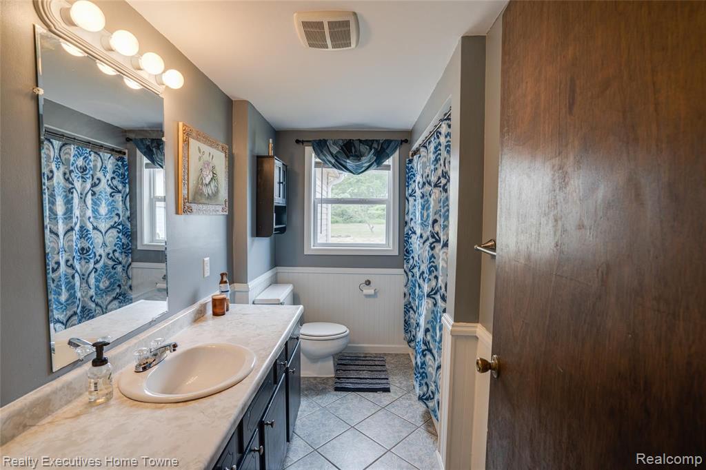 6570 Galbraith Line Road Croswell, MI 48422 - Photo 18 of 26