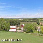11240 Milarch Road Onekama, MI 49675 - Photo 3 of 60 O67jOWw4
