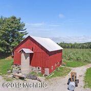 11240 Milarch Road Onekama, MI 49675 - Photo 5 of 60 RNSxWGpH