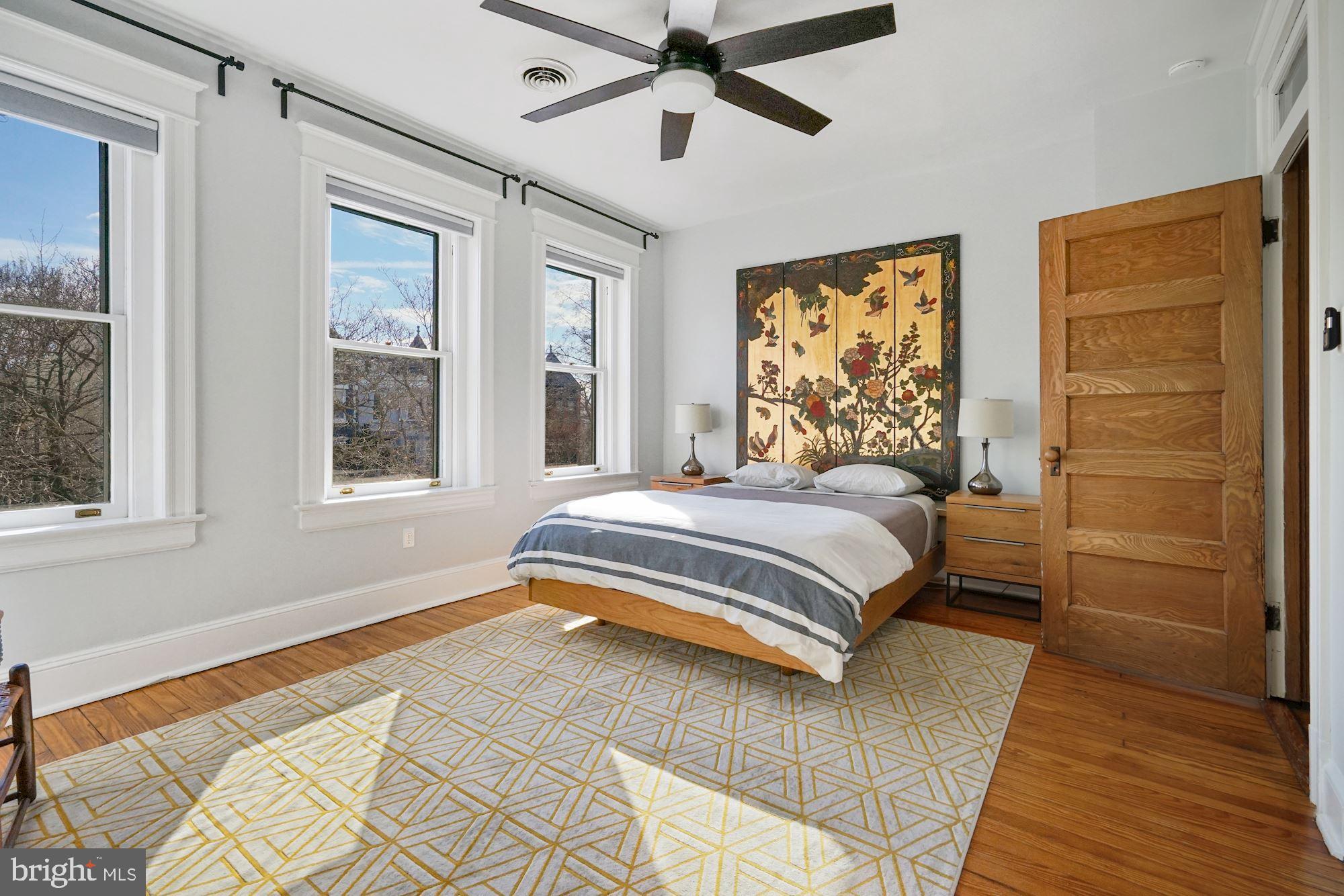 243 12th Street Southeast Washington, DC 20003 - Photo 11 of 29