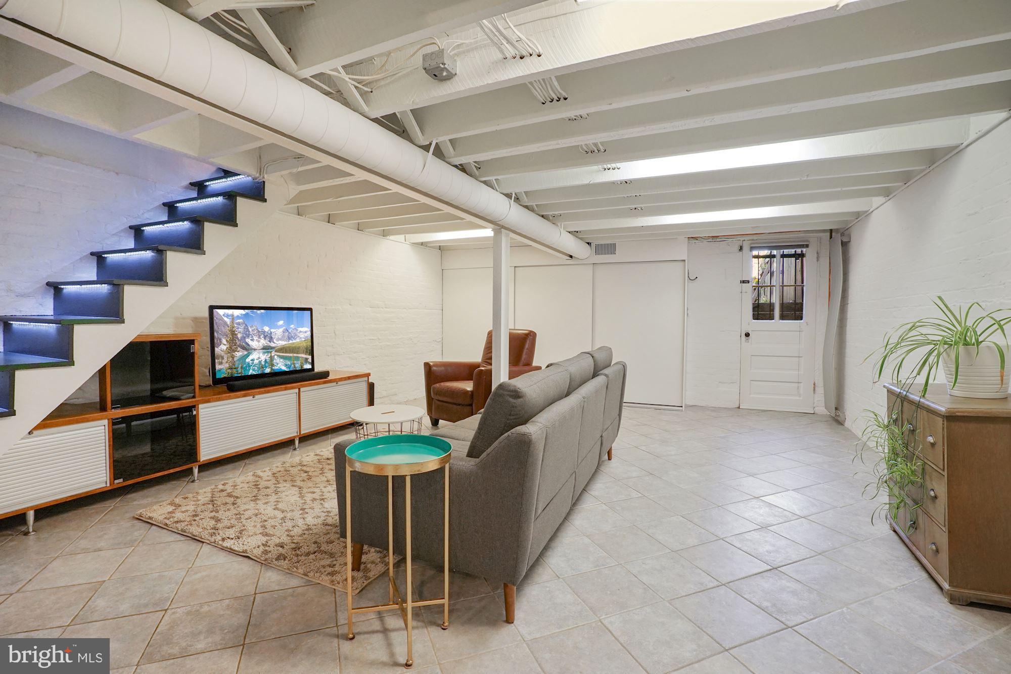 243 12th Street Southeast Washington, DC 20003 - Photo 16 of 29