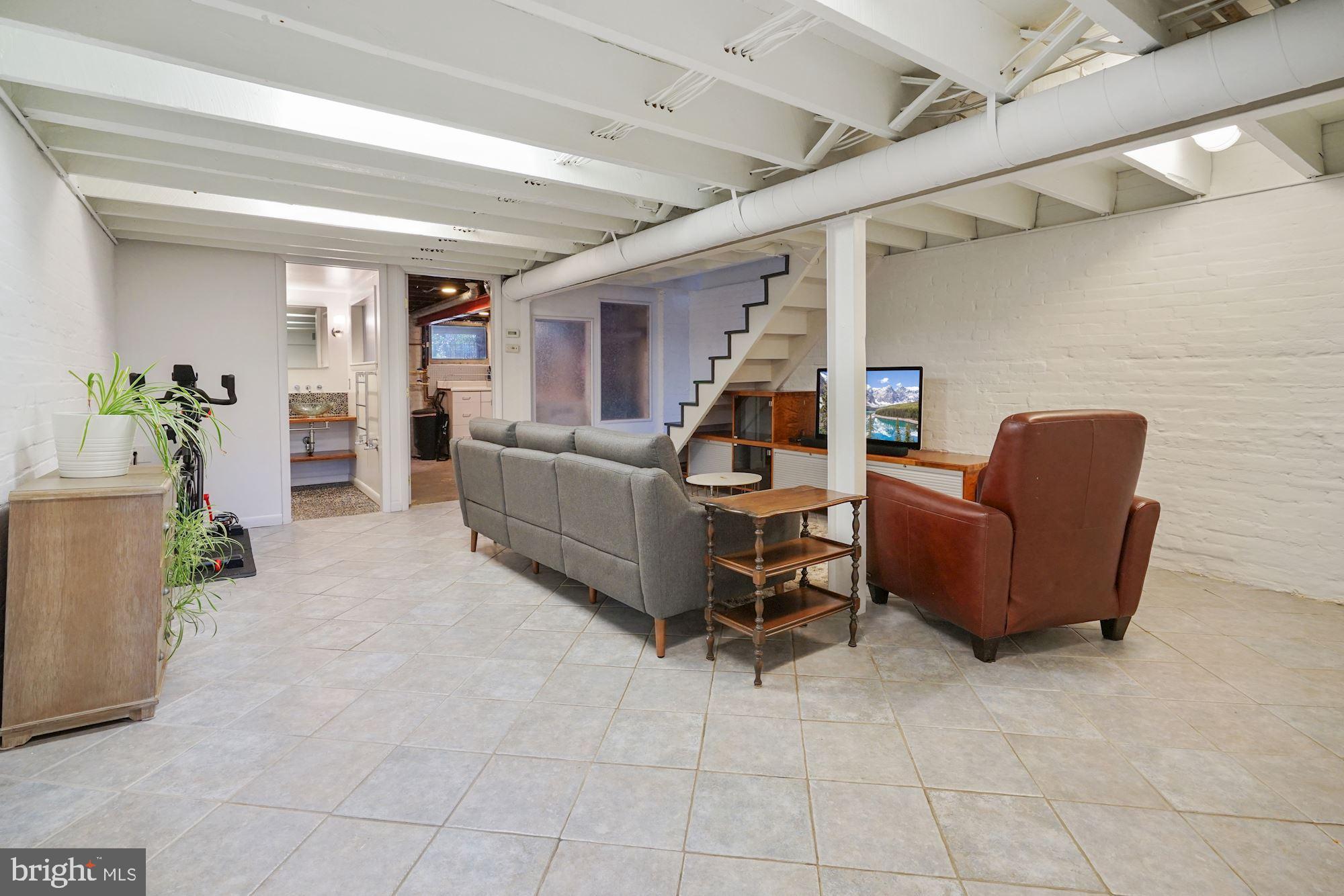 243 12th Street Southeast Washington, DC 20003 - Photo 17 of 29