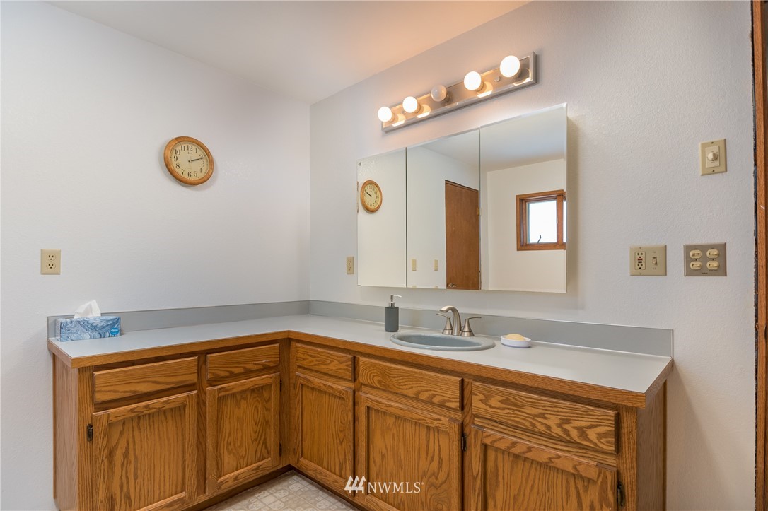 28000 State Rte 20 Oak Harbor, WA 98277 - Photo 15 of 25 Gallery Image 15