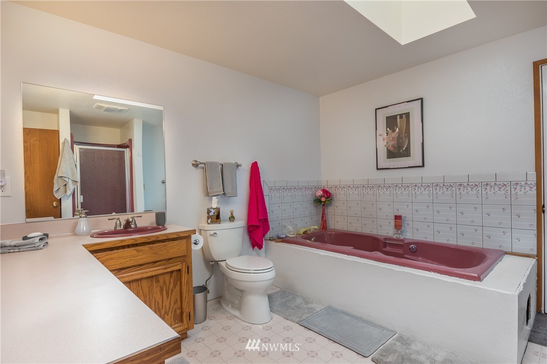 28000 State Rte 20 Oak Harbor, WA 98277 - Photo 10 of 25 Gallery Image 10